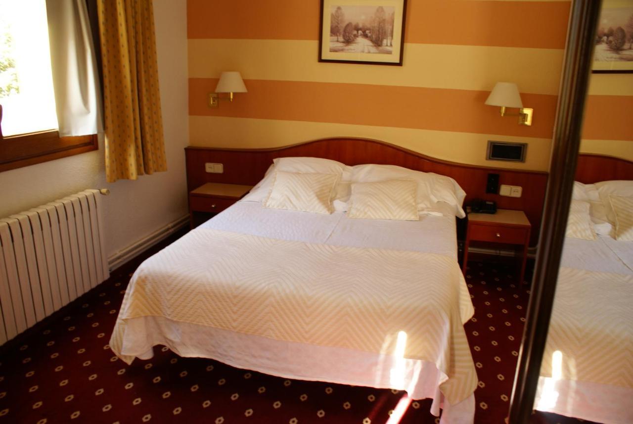 Hotel Edelweiss Arties Eksteriør billede